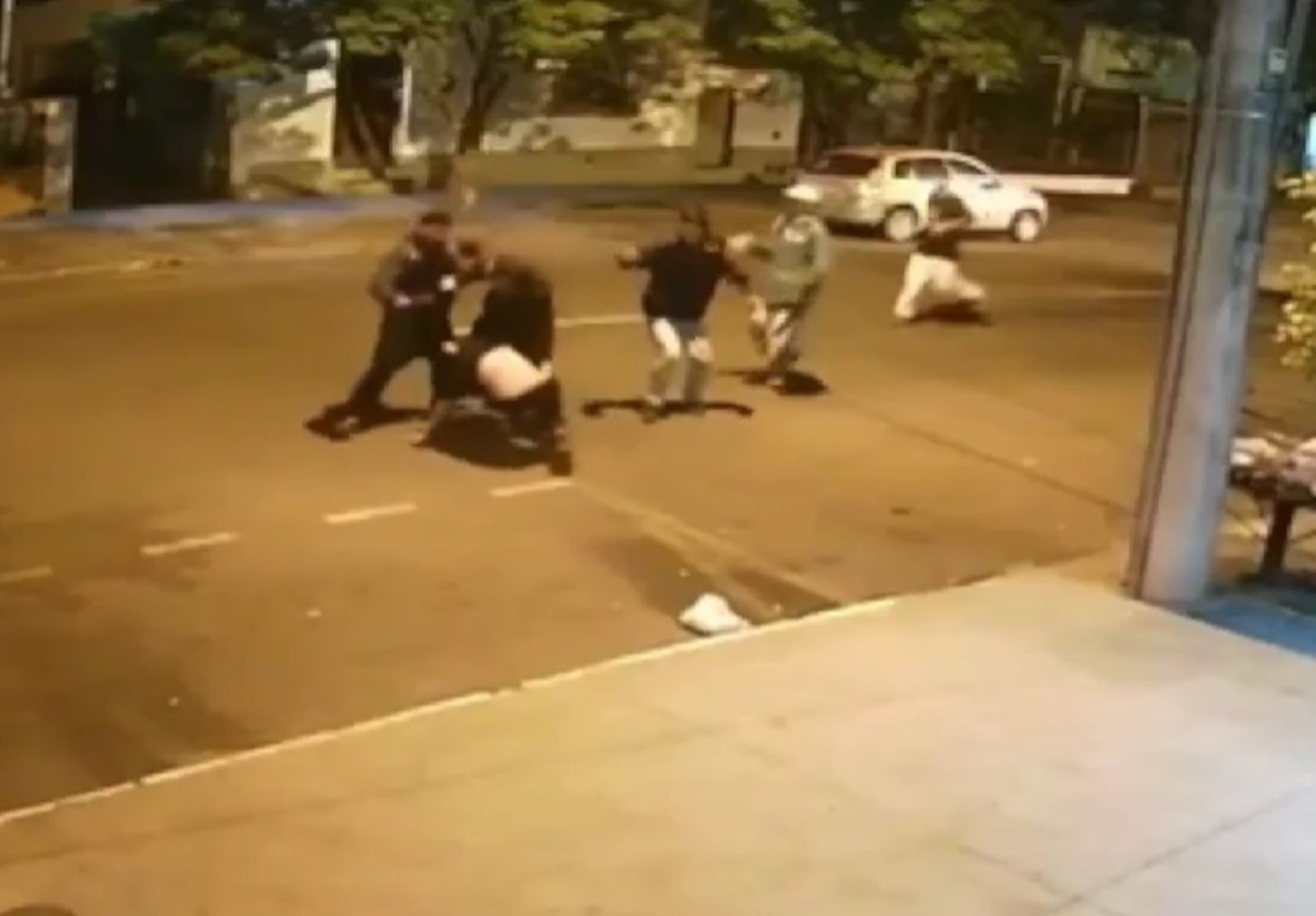 OAB Barro Preto - Decreto endurece medidas restritivas em logradouros públicos