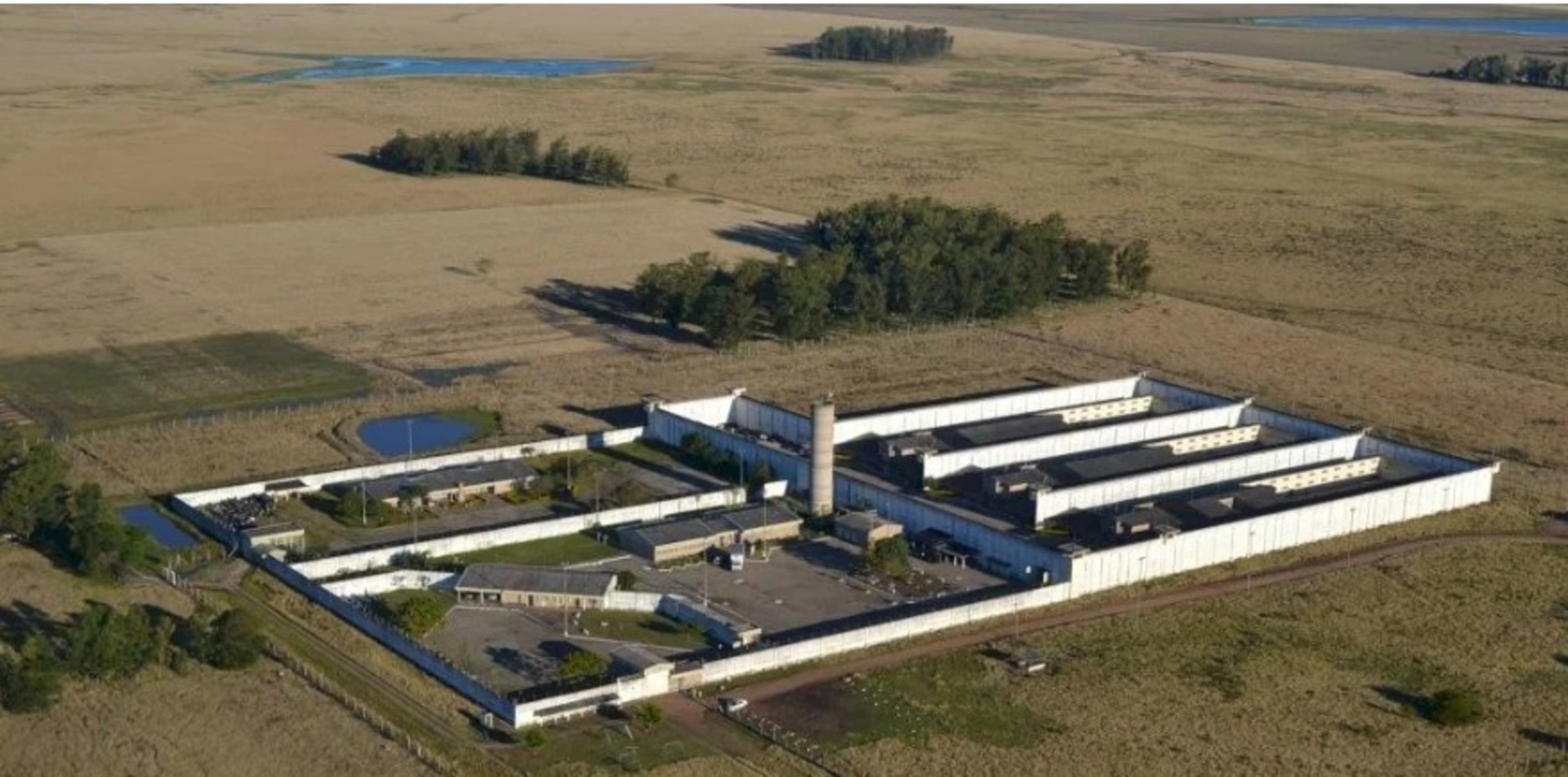 OAB Barro Preto - População prisional aumentou 45% em dez anos, diz relatório