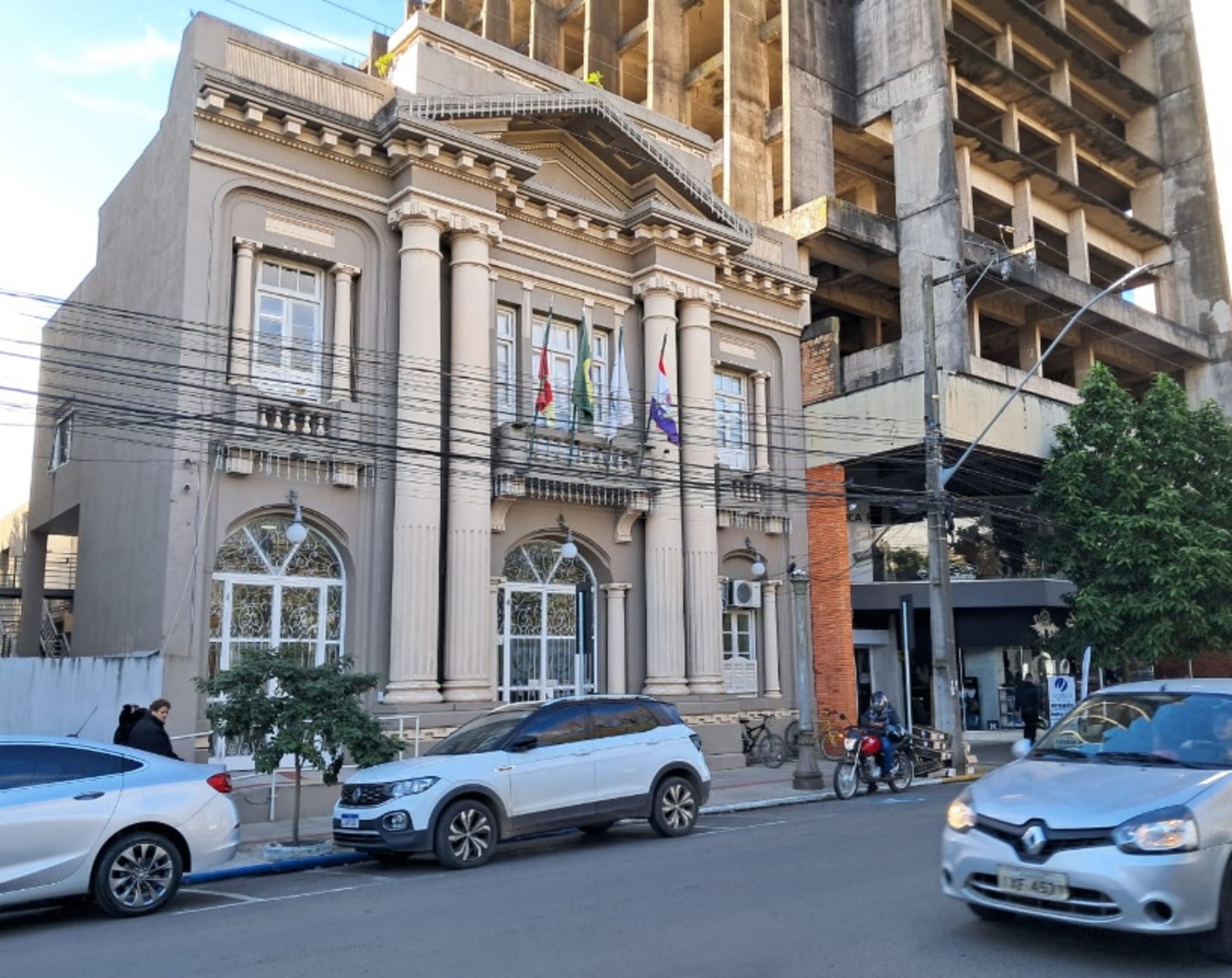 OAB Barro Preto - Vereadores votam hoje aumento de salários do legislativo e executivo