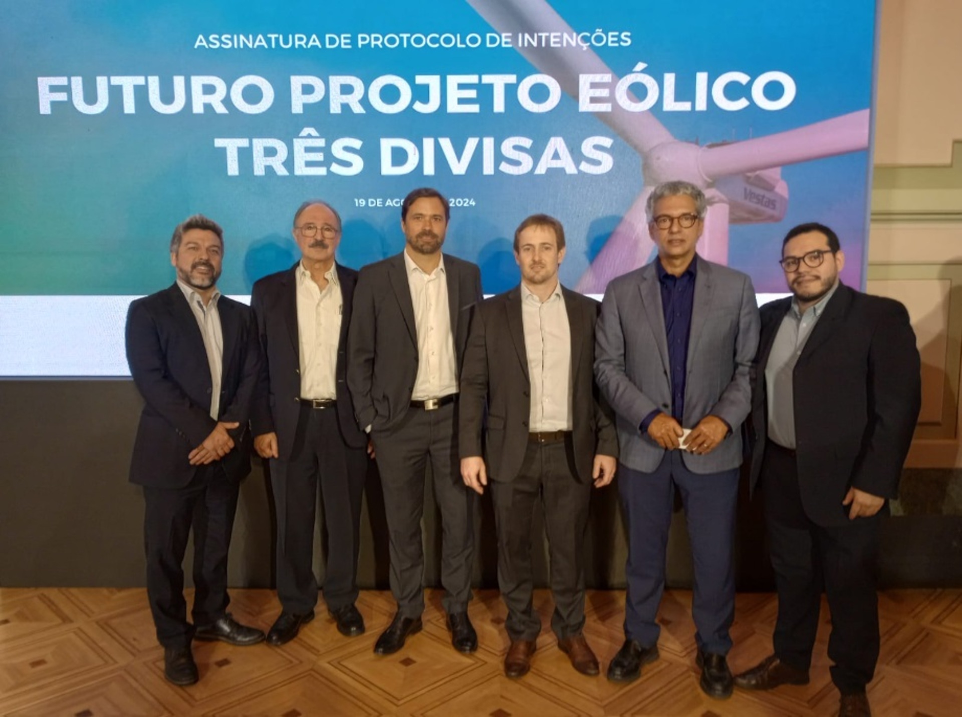 OAB Barro Preto - Governo assina protocolo para instalação de usina eólica Três Divisas