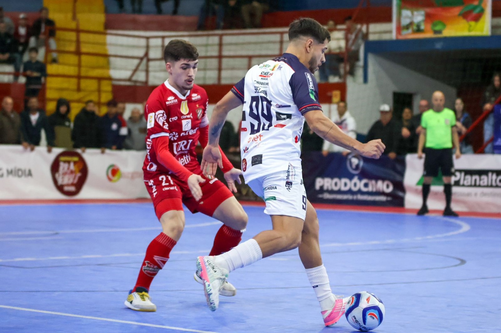 OAB Barro Preto - Uruguaianense volta a vencer na Liga Gaúcha