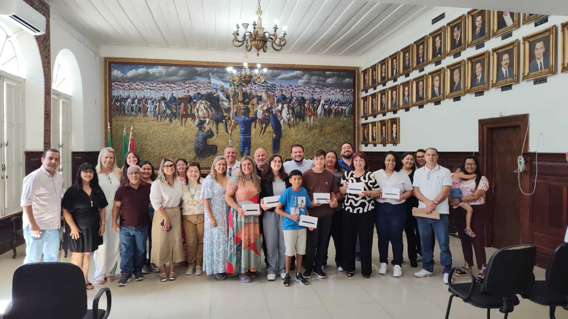 OAB Barro Preto - Estudantes vencem a 3ª edição da campanha “Farmácia vai à Escola”