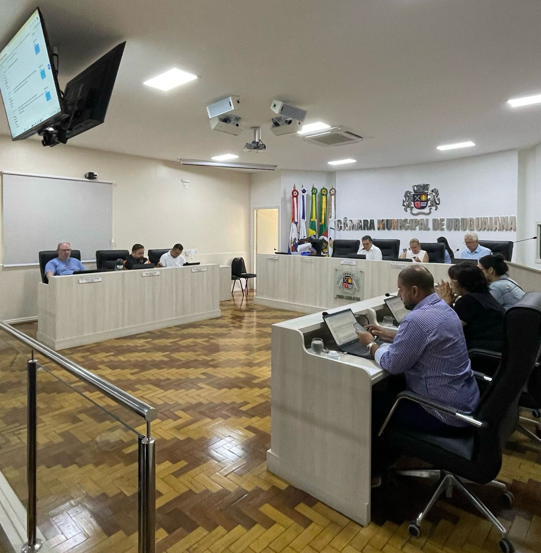 OAB Barro Preto - Legislativo autoriza criação de 16 cargos de assistente social