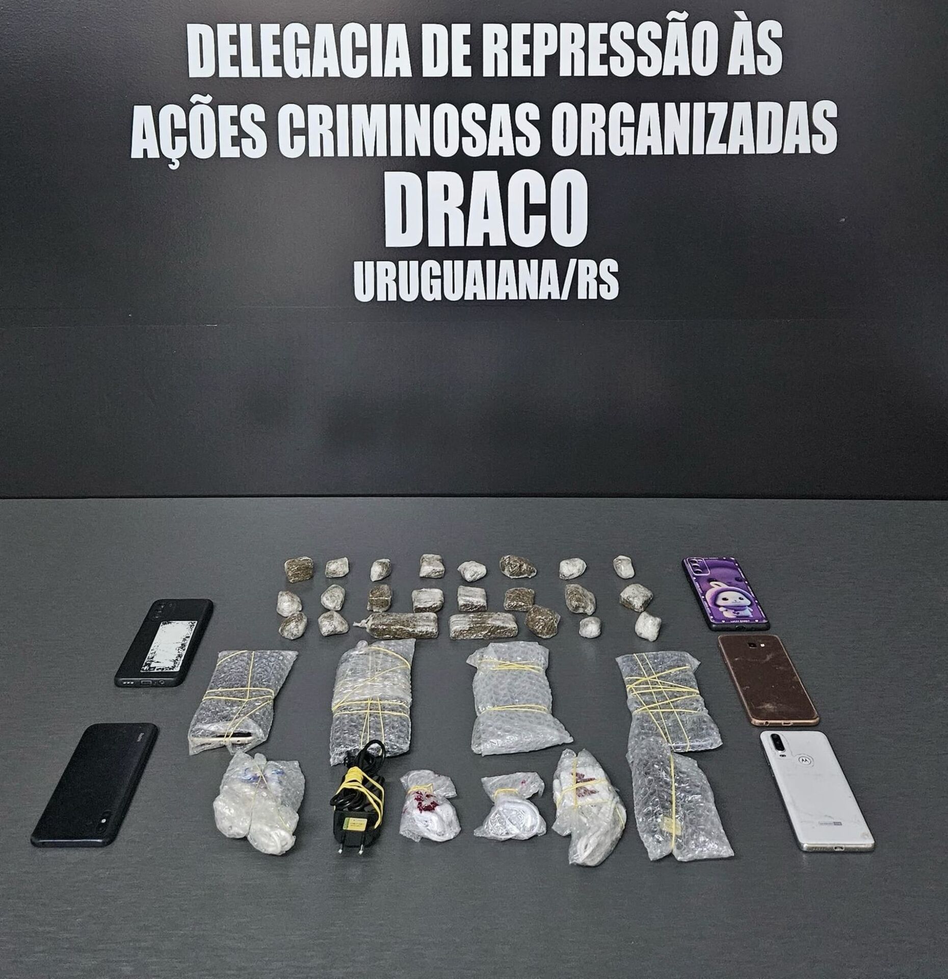 OAB Barro Preto - Quatro pessoas são presas por tráfico de drogas