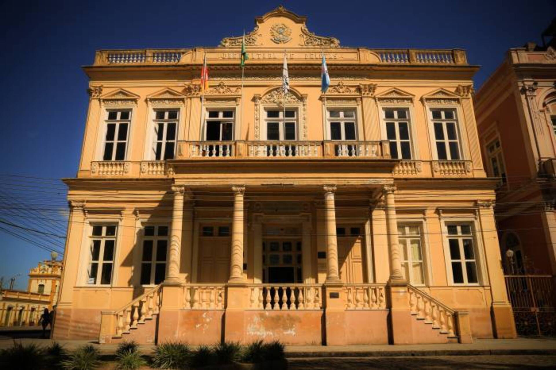 OAB Barro Preto - Gratificação prevista na CLT não é obrigatória para CC, decide TRT