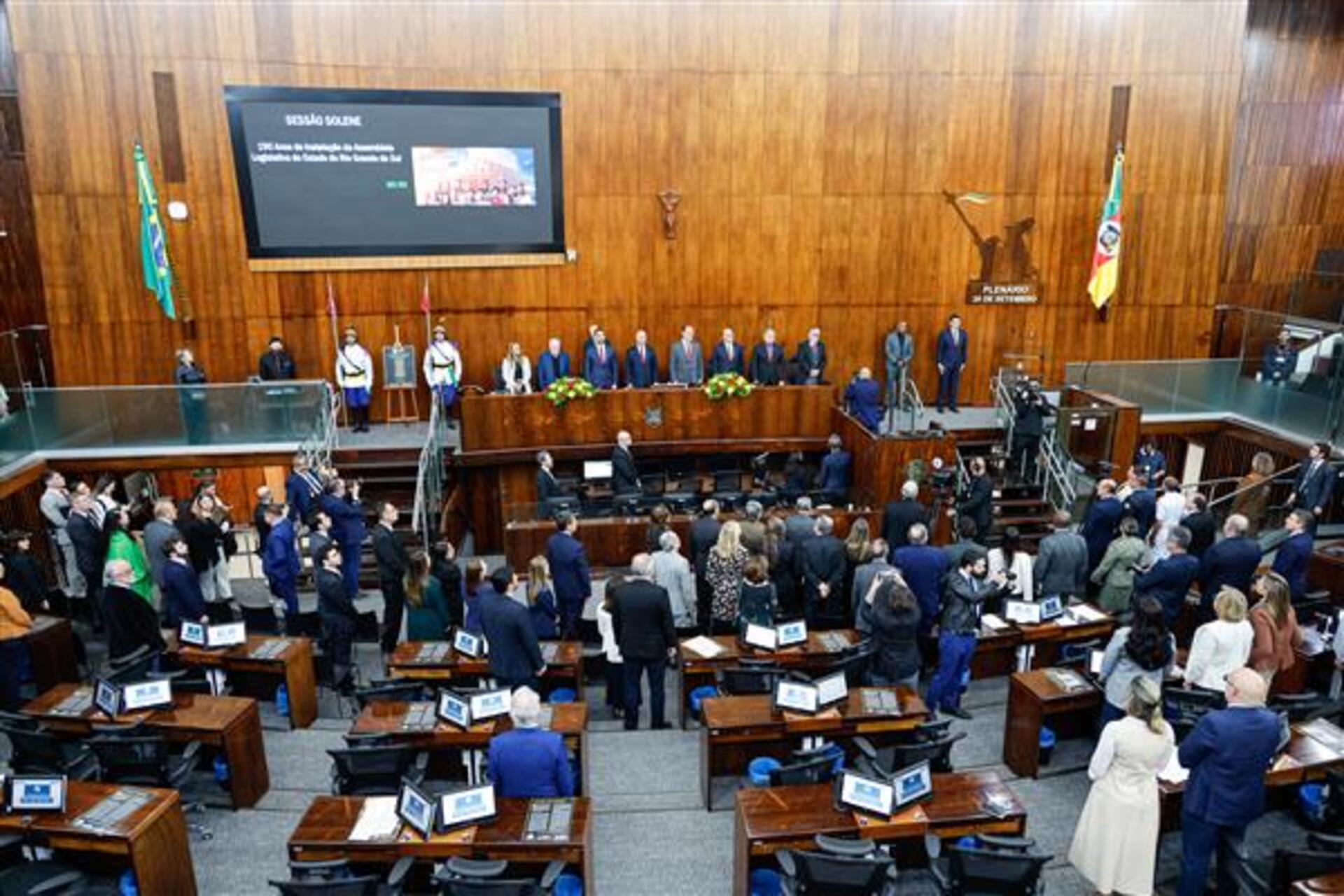 OAB Barro Preto - Assembleia Legislativa comemora 190 anos em sessão solene