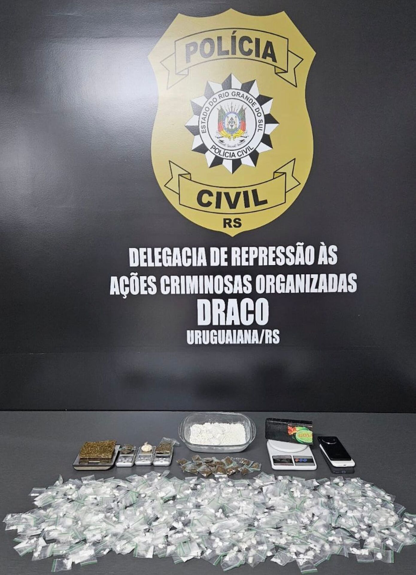 OAB Barro Preto - Trio é preso em flagrante pela Polícia Civil