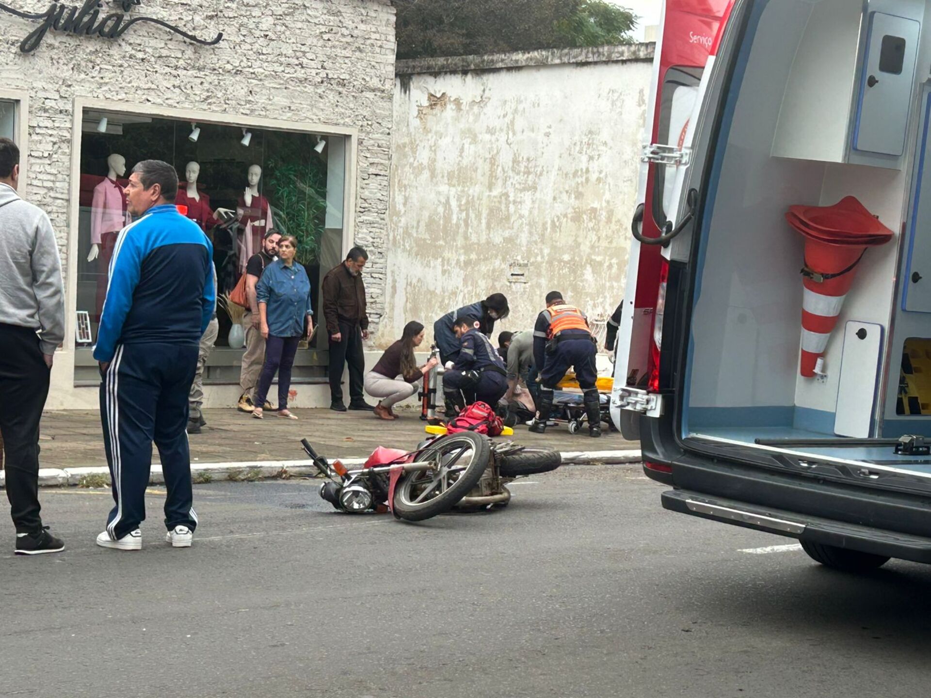OAB Barro Preto - Motociclista morre após colisão no centro