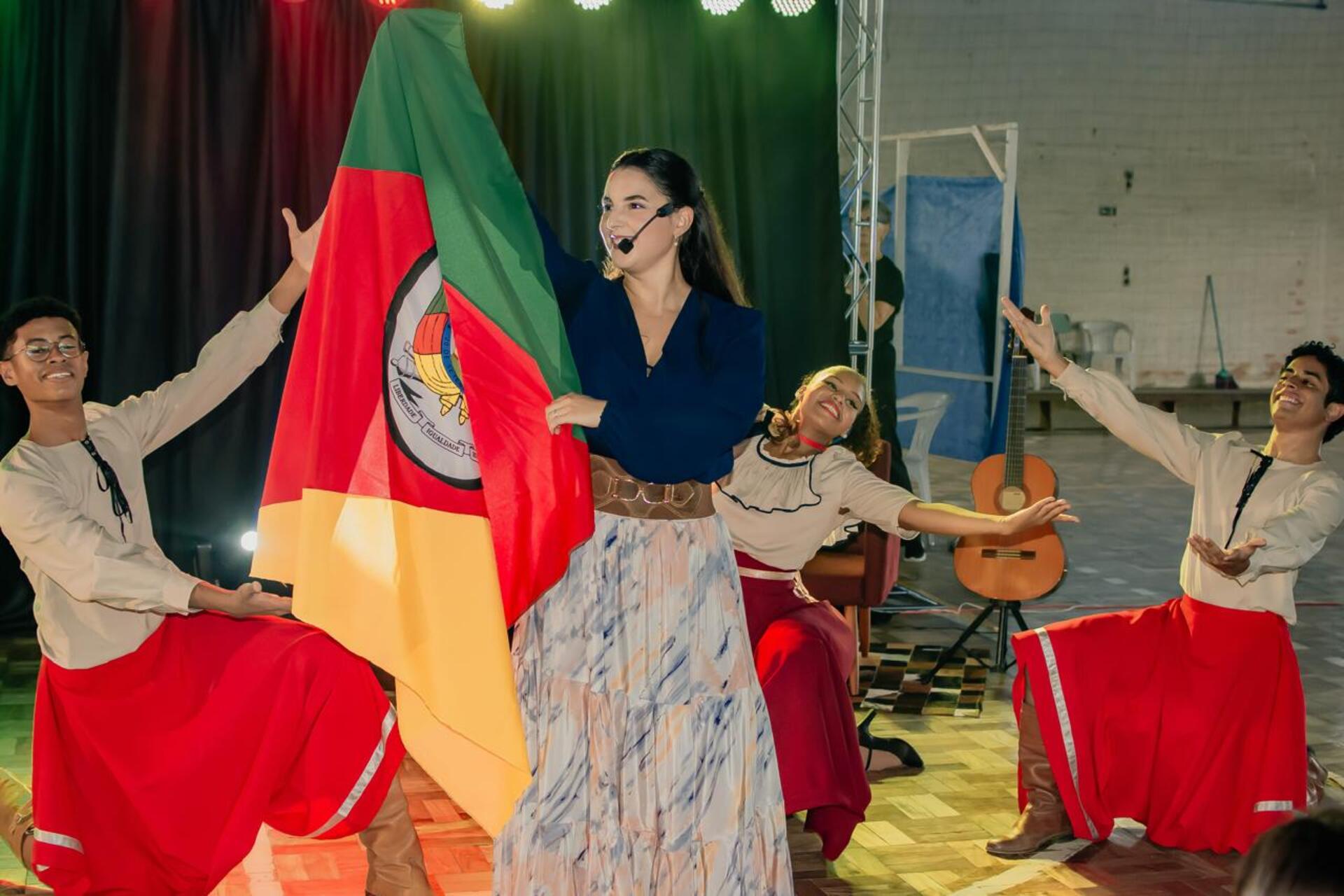 OAB Barro Preto - Nicole Carrion traz “O Musical Gaúcho” para Uruguaiana neste sábado