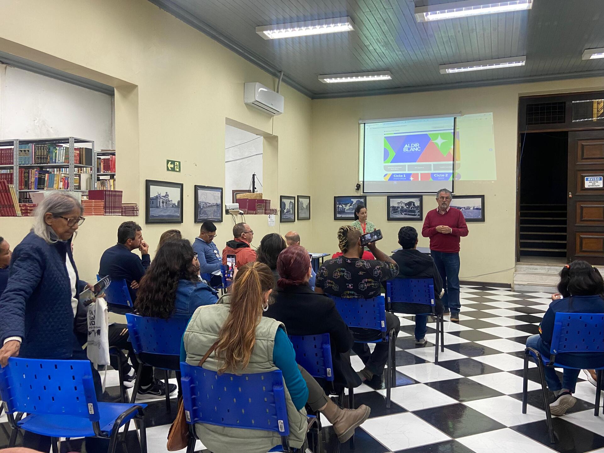 OAB Barro Preto - Biblioteca sedia consulta pública sobre a aplicação de recursos da Cultura