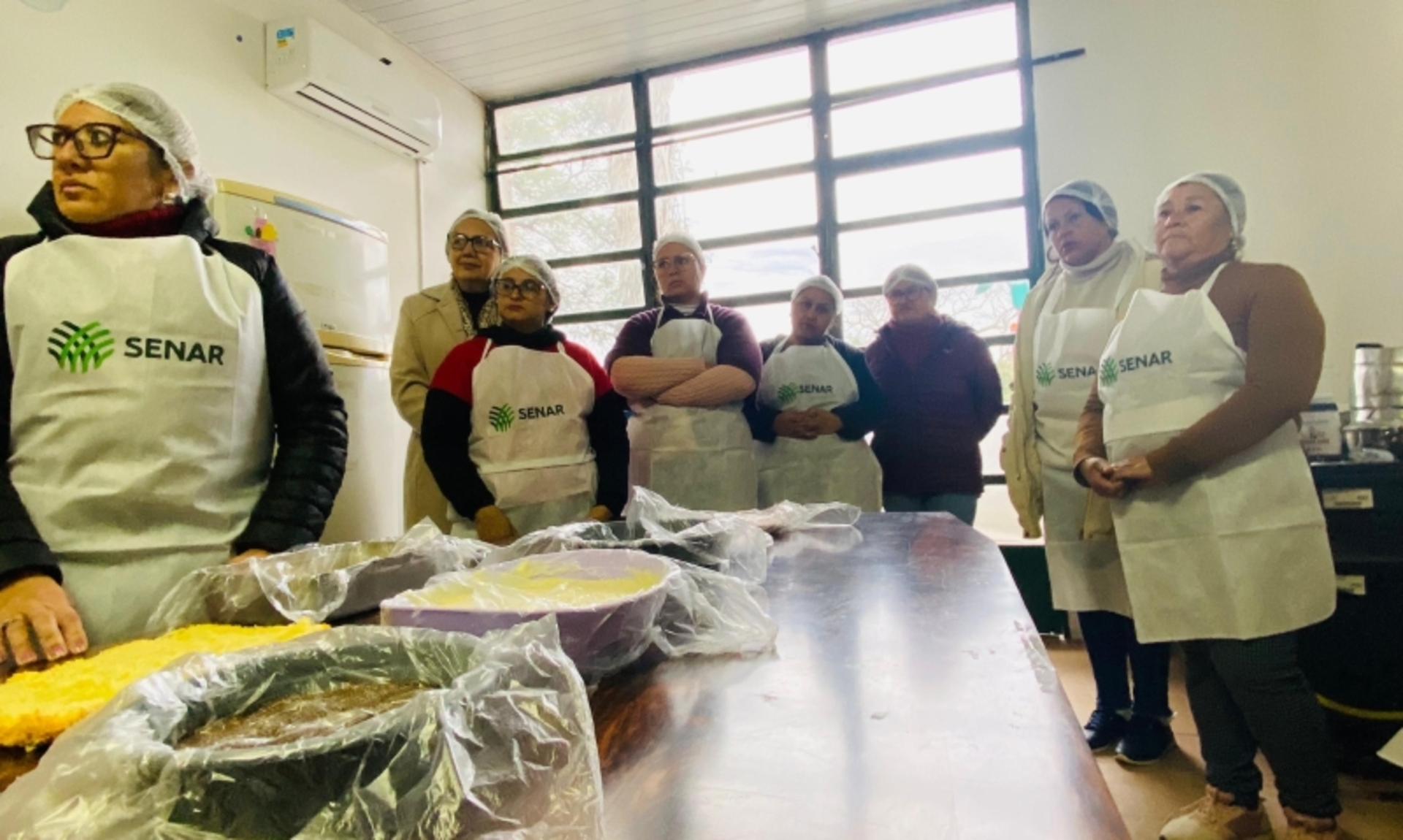OAB Barro Preto - Curso de tortas e doces capacita 22 mulheres