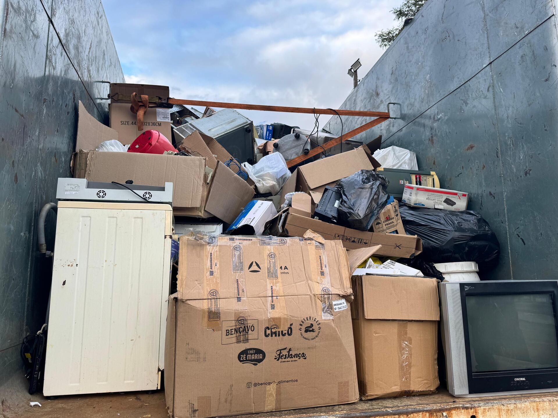 OAB Barro Preto - Uruguaiana recolheu mais de 130 toneladas de resíduos eletrônicos desde 2023