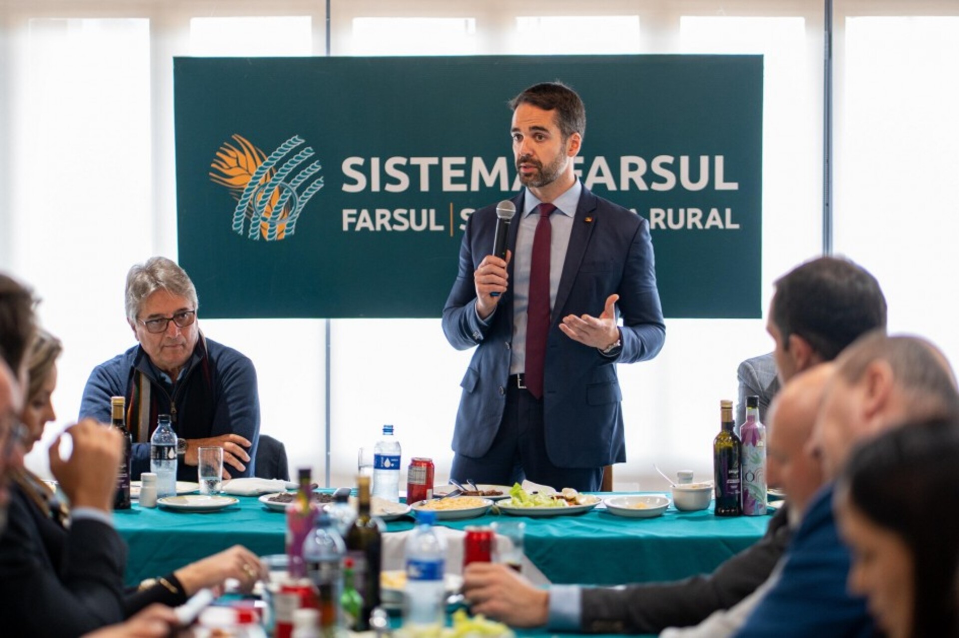 OAB Barro Preto - Governador anuncia R$150 milhões para prorrogar dívidas rurais