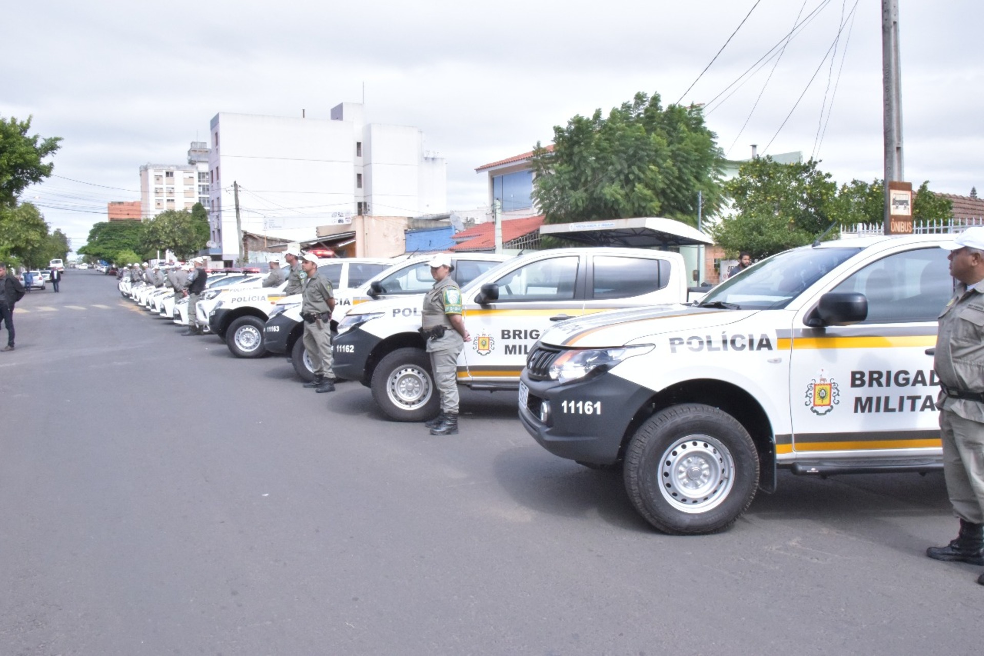 OAB Barro Preto - Brigada Militar recebe 13 novas viaturas nesta sexta