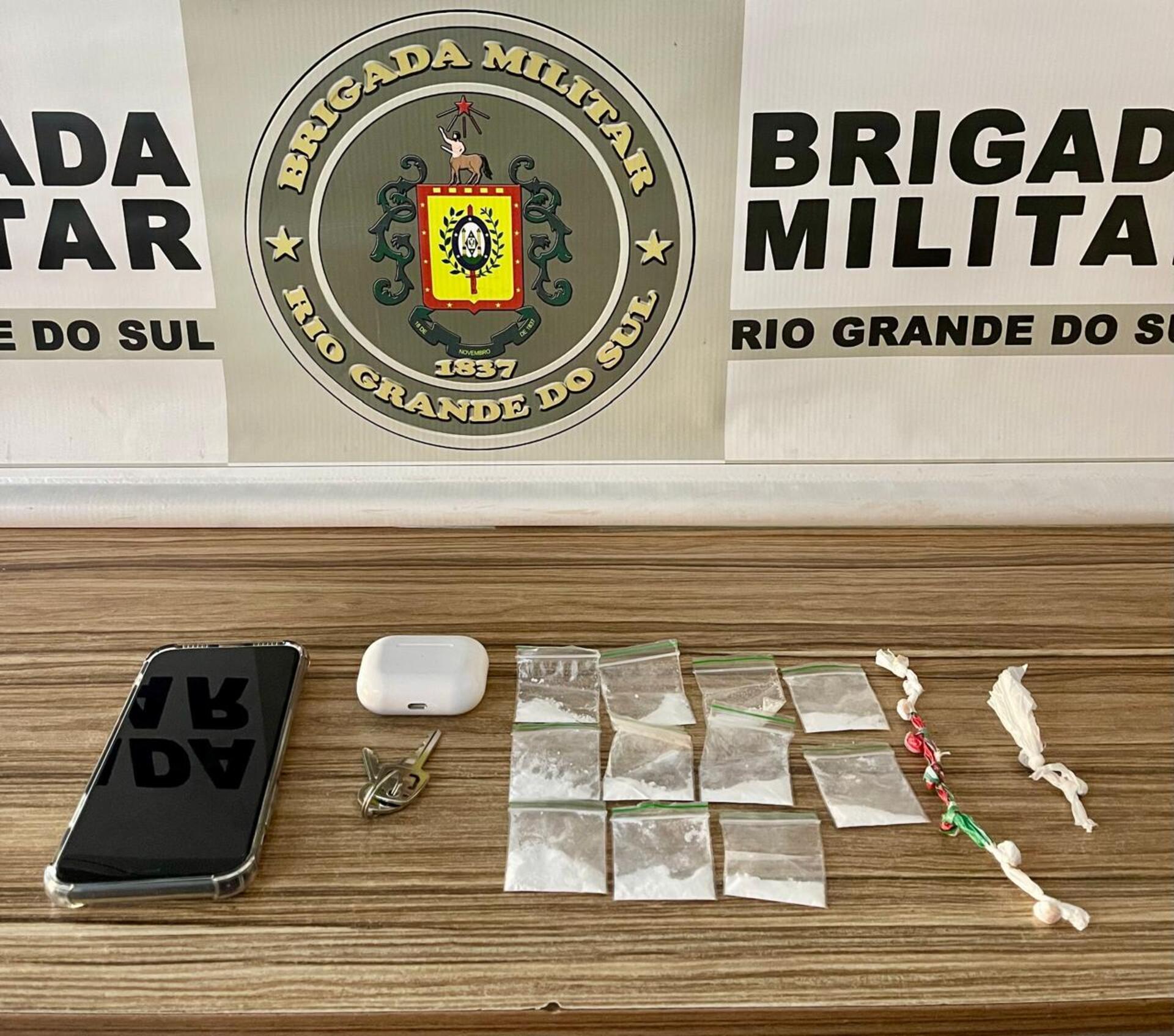 OAB Barro Preto - Homem foge da polícia e acaba preso por tráfico de drogas