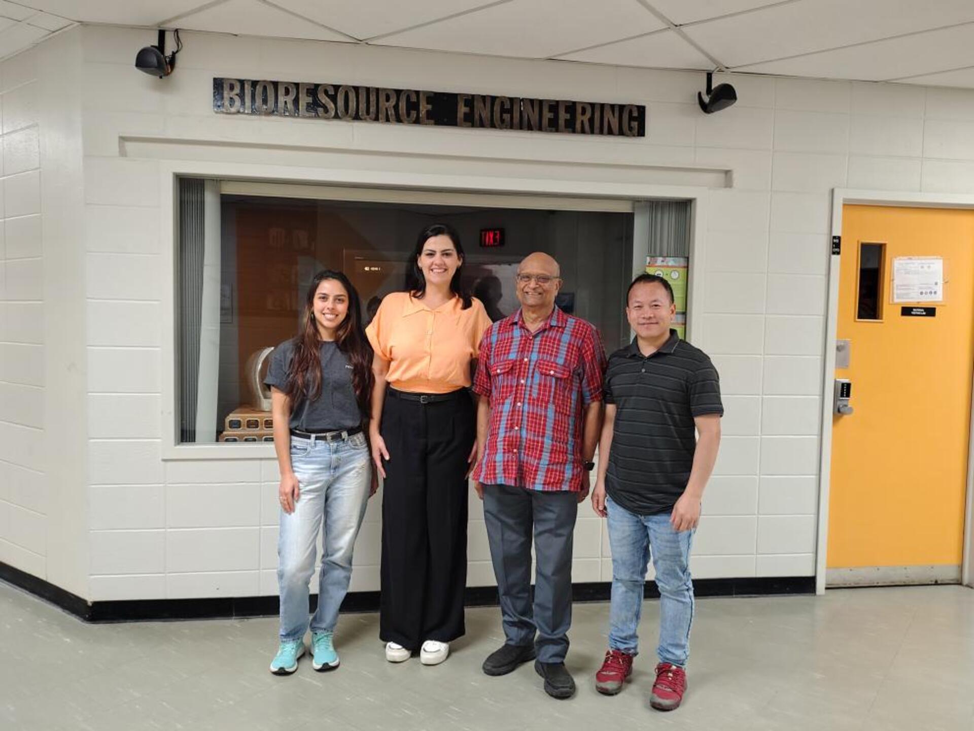 OAB Barro Preto - Professora da Unipampa realiza missão acadêmica no exterior