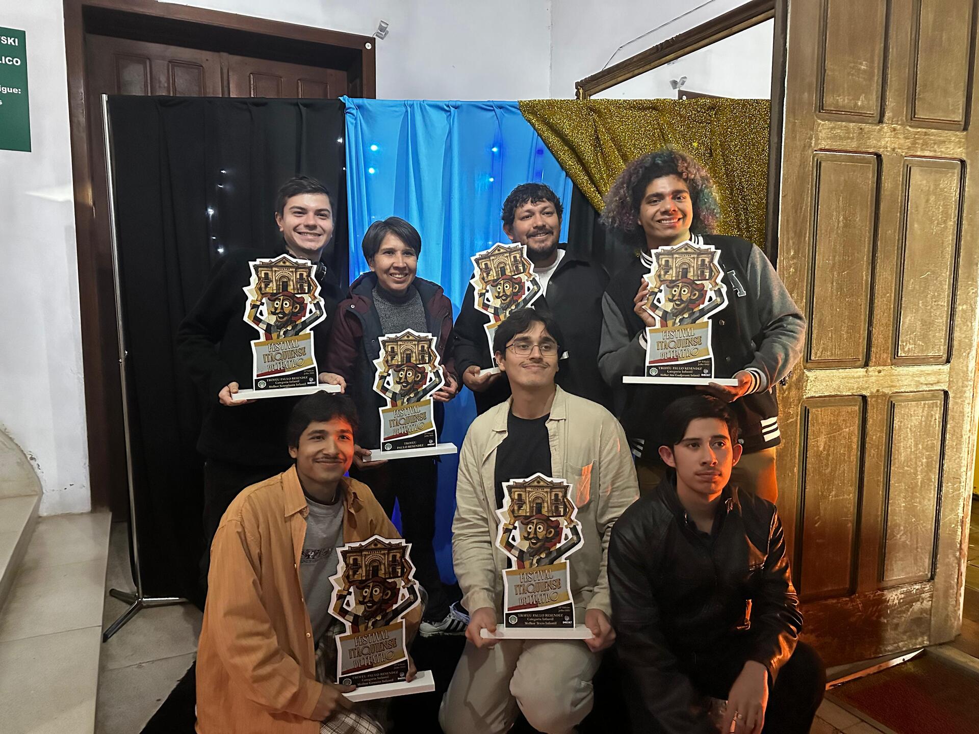 OAB Barro Preto - Companhia Tearte conquista cinco prêmios em festival de teatro de Itaqui