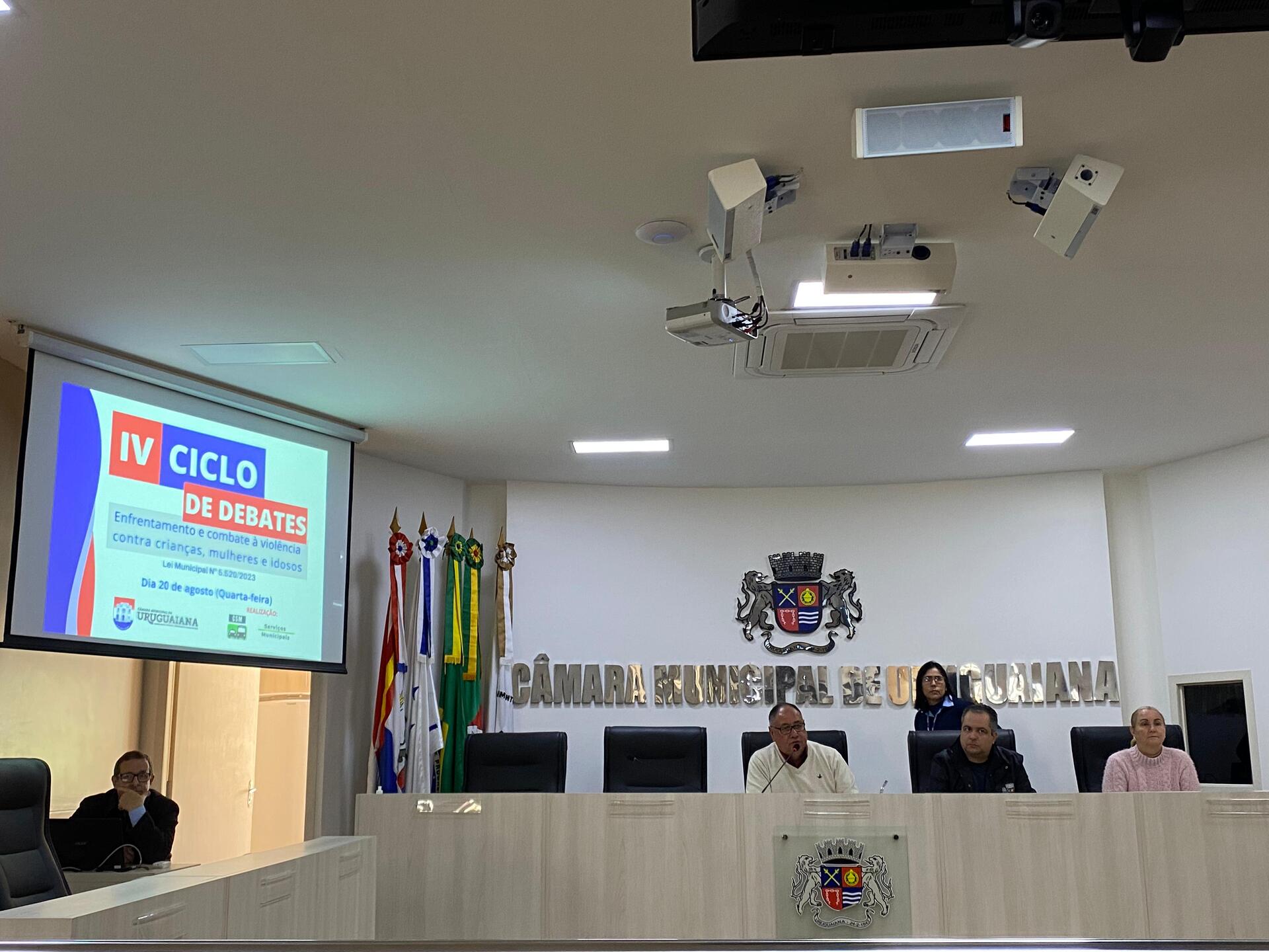 OAB Barro Preto - Legislativo sedia IV Ciclo de Debates sobre enfrentamento à violência