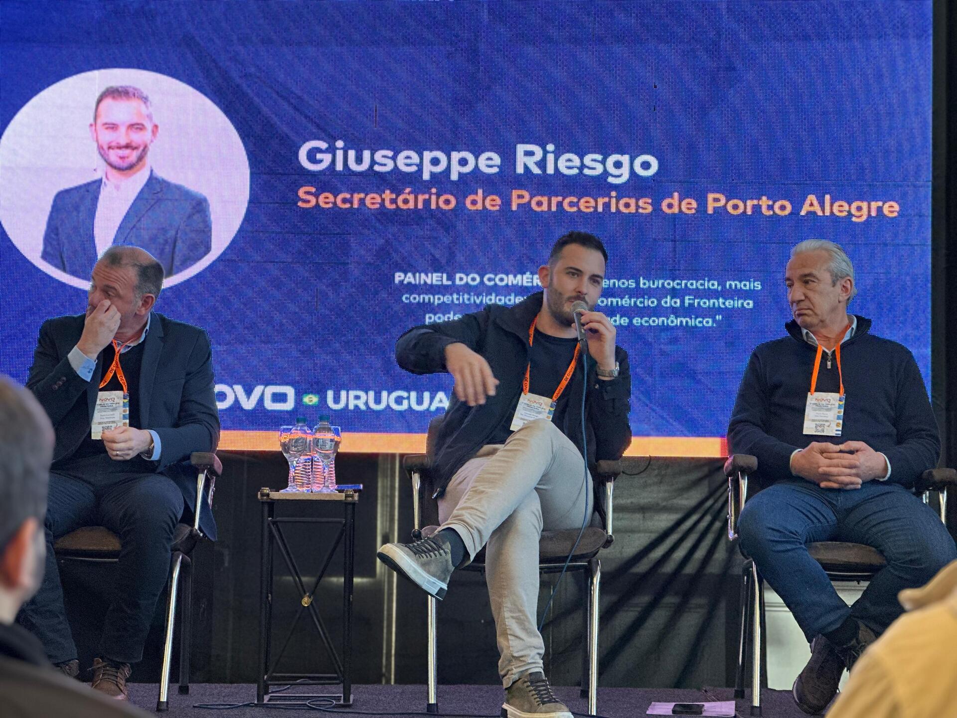 OAB Barro Preto - Fórum da Tríplice Fronteira reuniu autoridades e lideranças em Uruguaiana