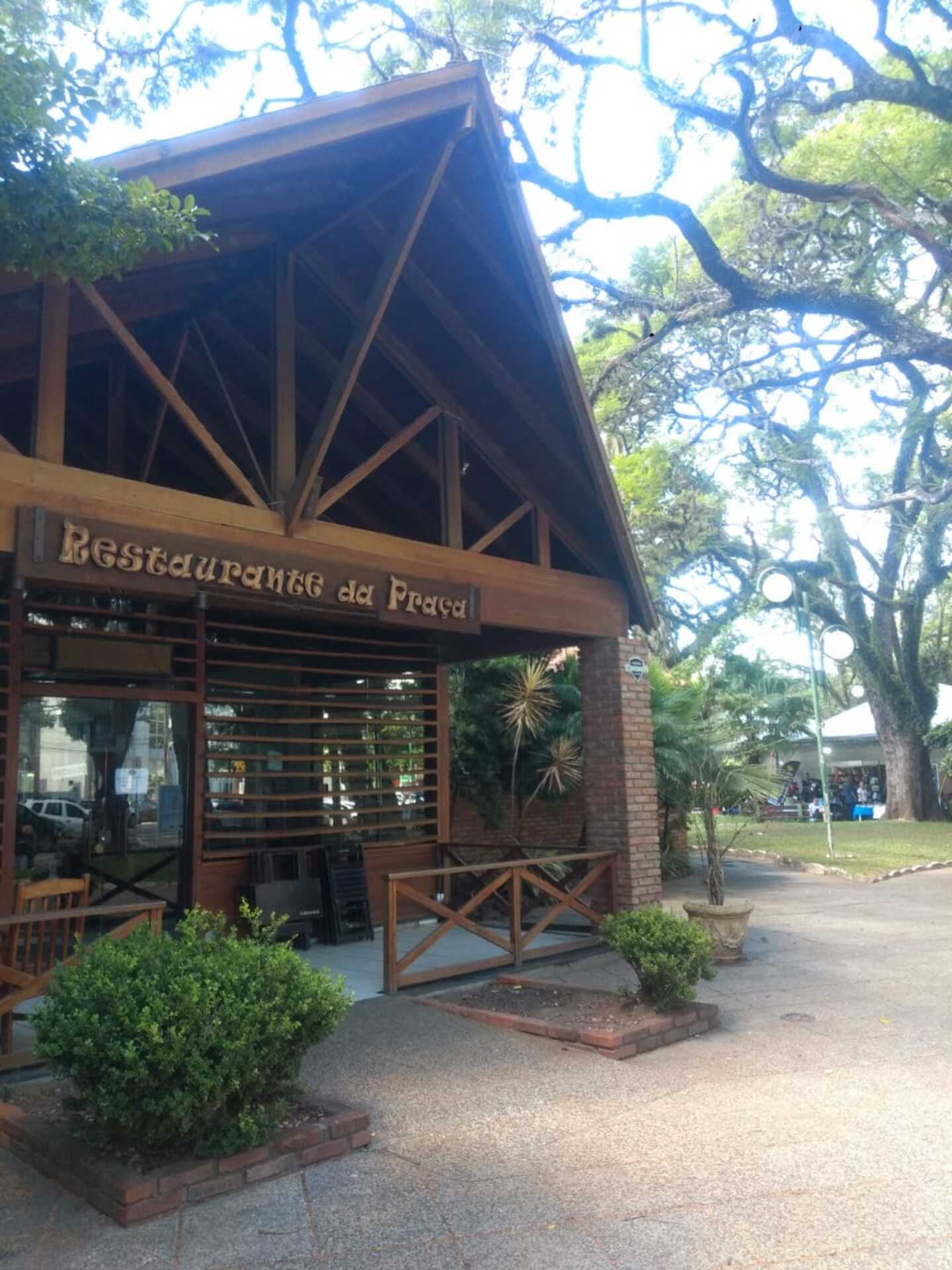OAB Barro Preto - Município rescinde concessão do restaurante da praça