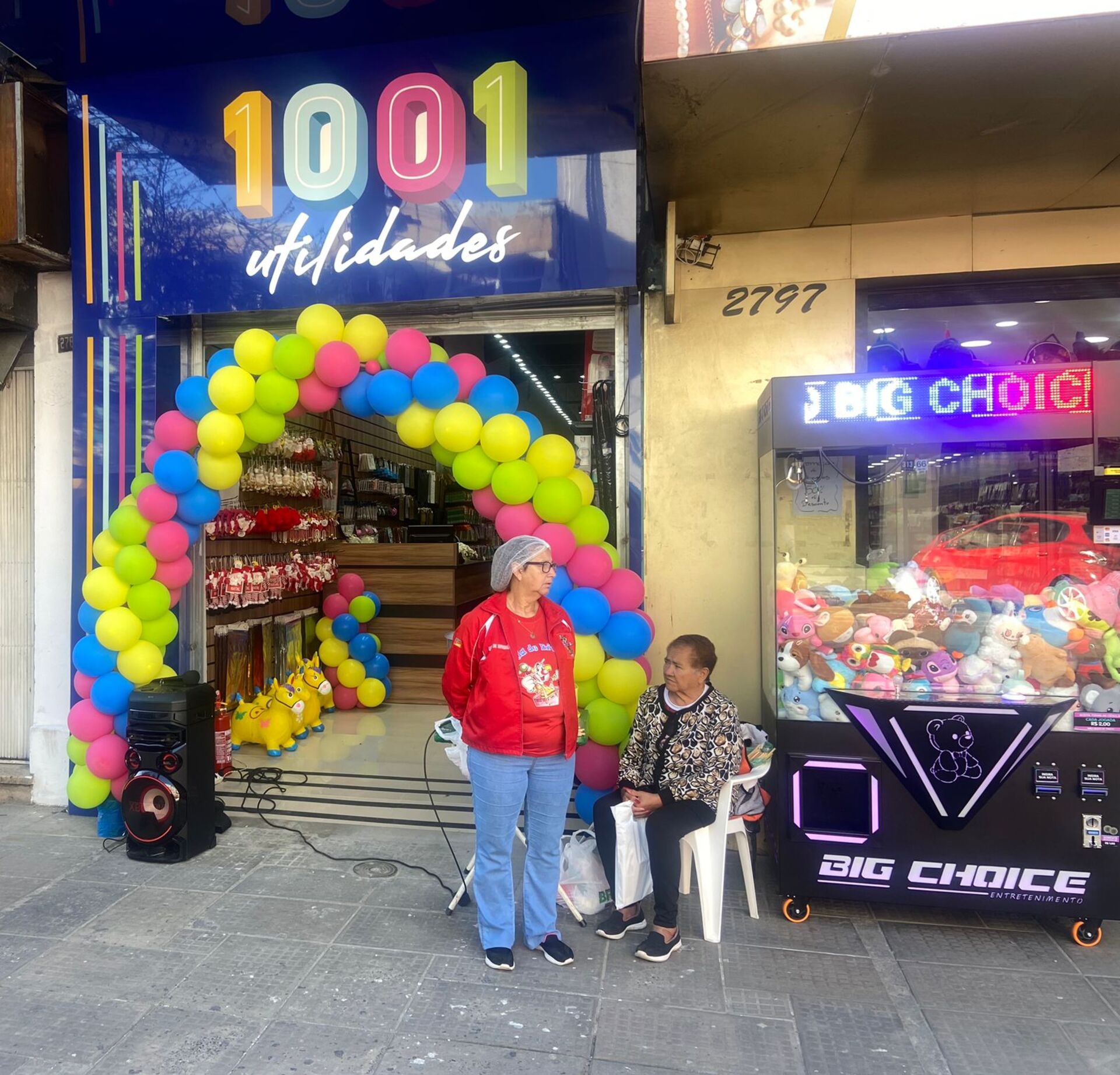 OAB Barro Preto - Após incêndio, loja de utilidades reabre no Calçadão