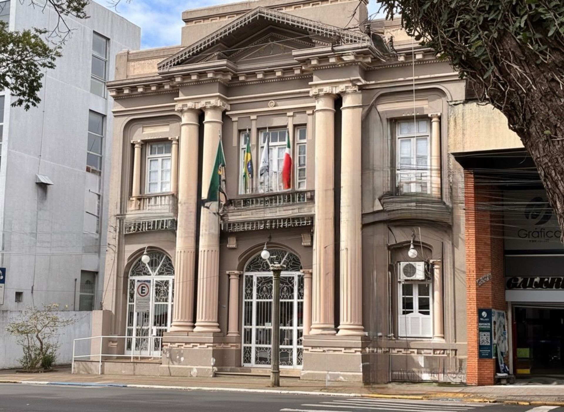 OAB Barro Preto - Legislativo aprova criação de pontos de proteção à mulher em grandes eventos