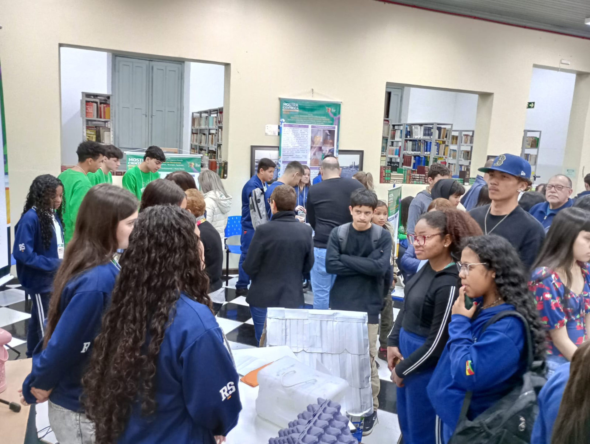 OAB Barro Preto - Mostra Científica 2025 reúne estudantes na Biblioteca Municipal