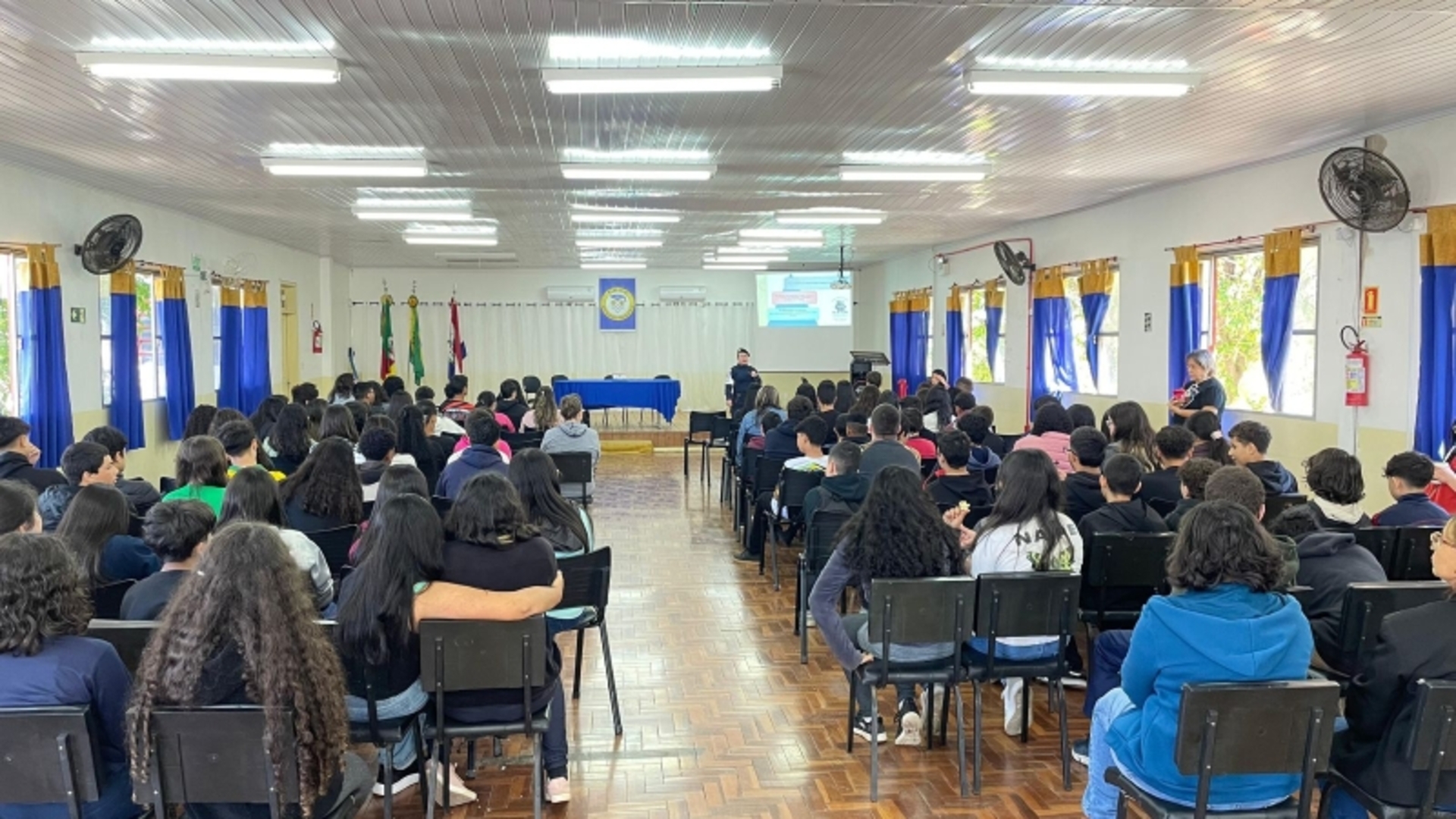 OAB Barro Preto - Patrulha Escolar promove palestra sobre combate ao bullying