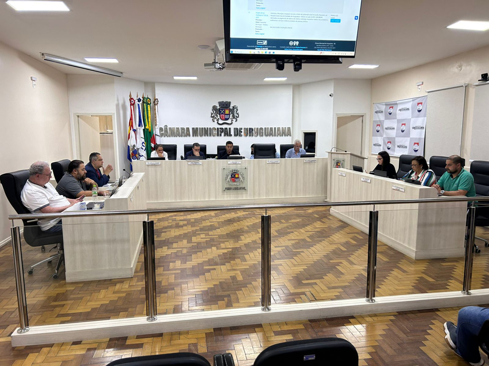 OAB Barro Preto - Legislativo aprova envio de R$ 1,3 milhão para HSCU pagar médicos