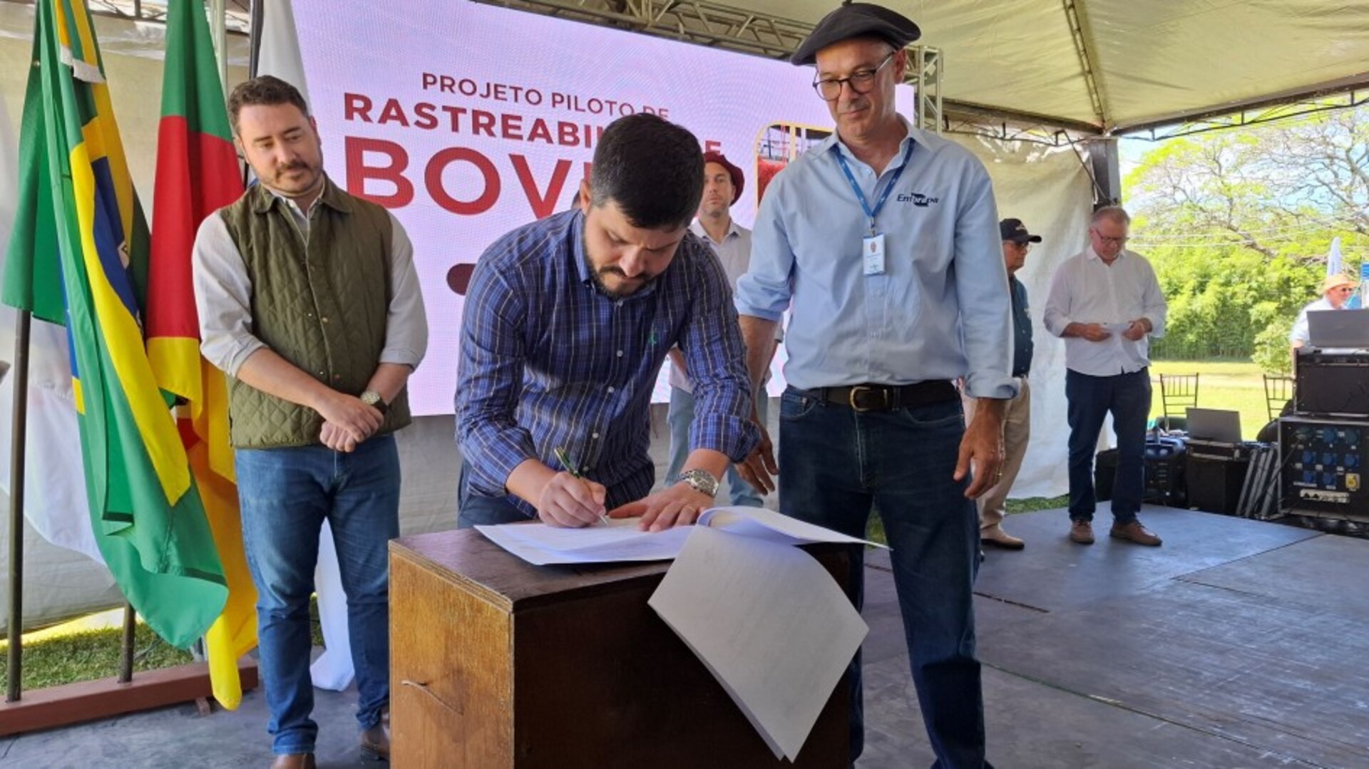 OAB Barro Preto - Seapi e Embrapa firmam parceria para projeto de rastreabilidade