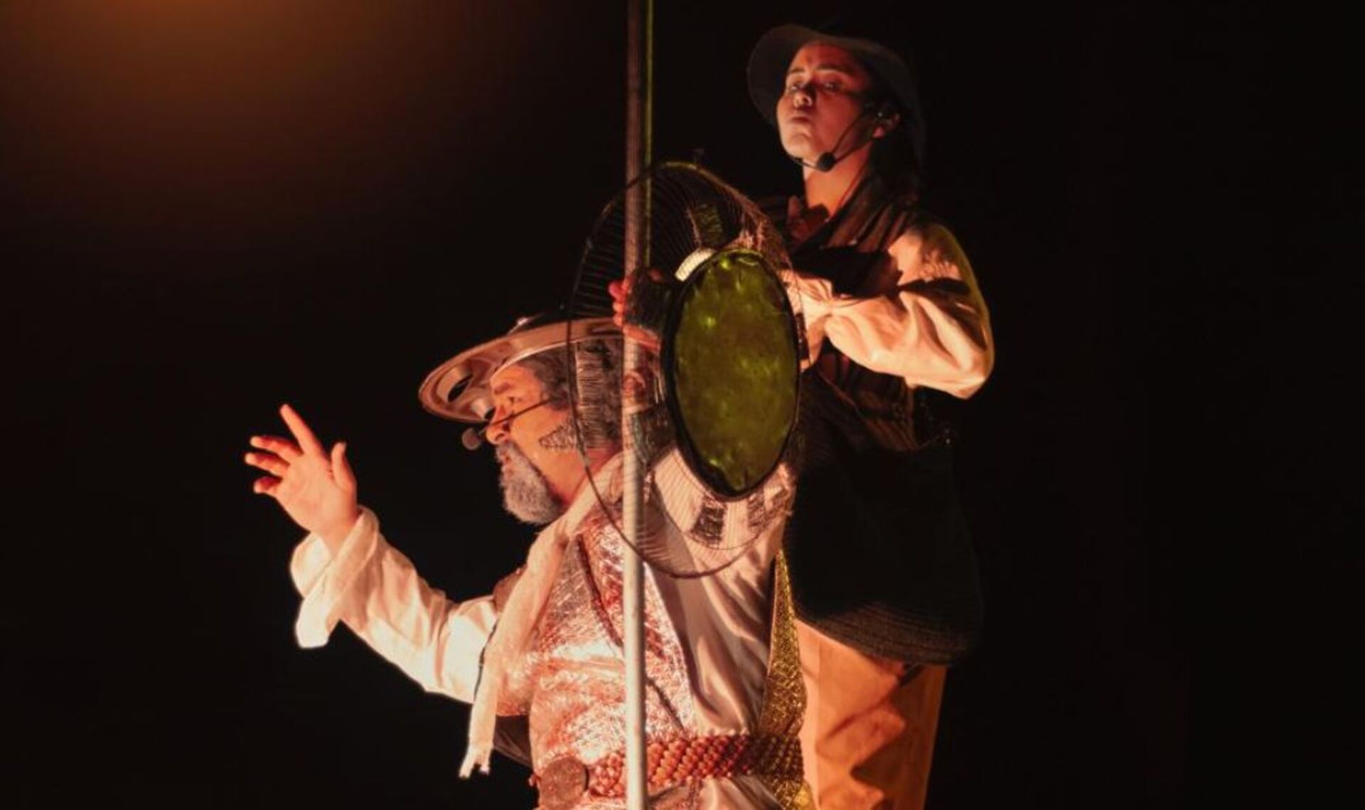 OAB Barro Preto - Cia Clandestino leva Dom Quixote a Porto Alegre