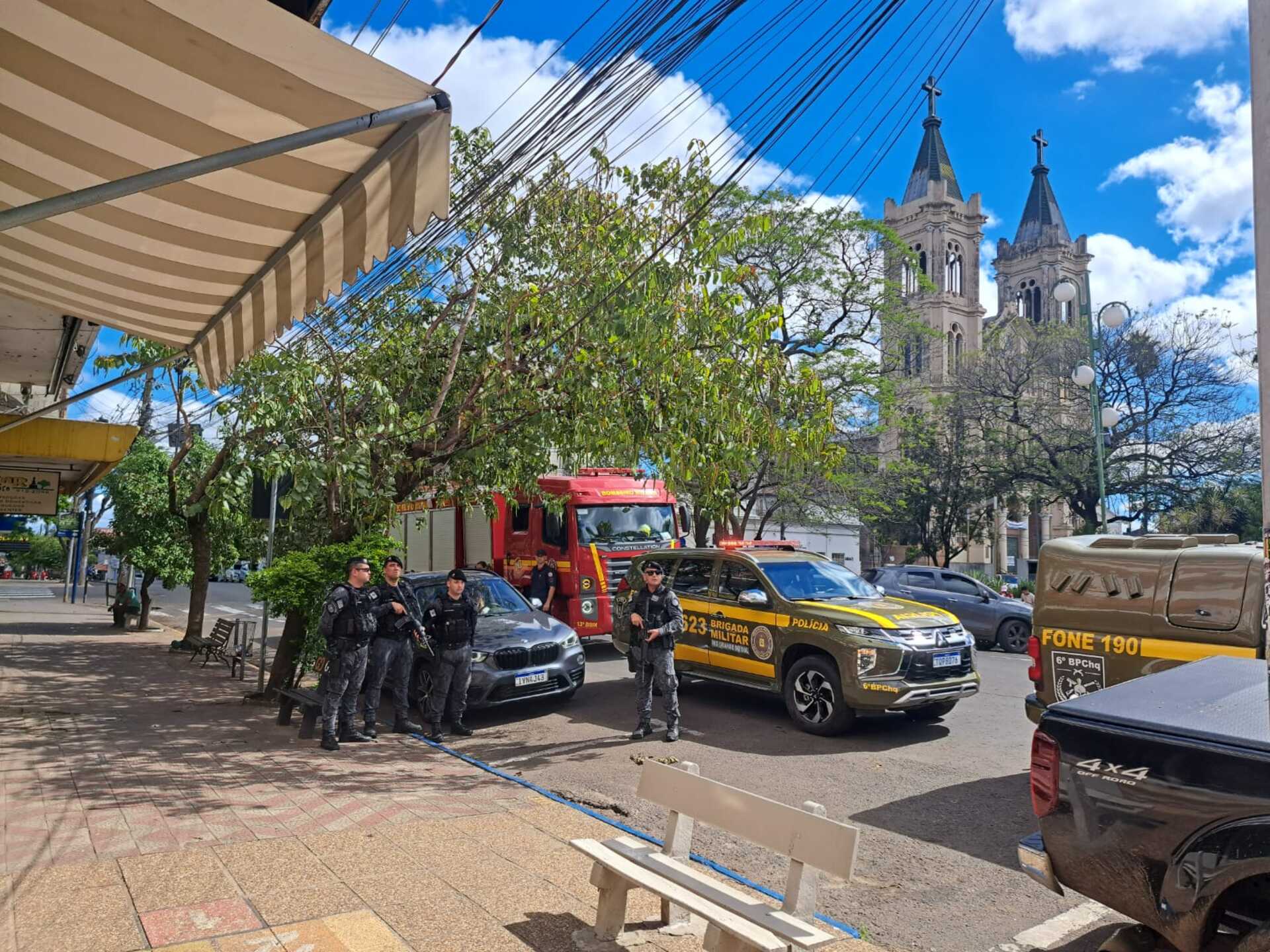 OAB Barro Preto - Policiais salvam adolescente em tentativa de suicídio