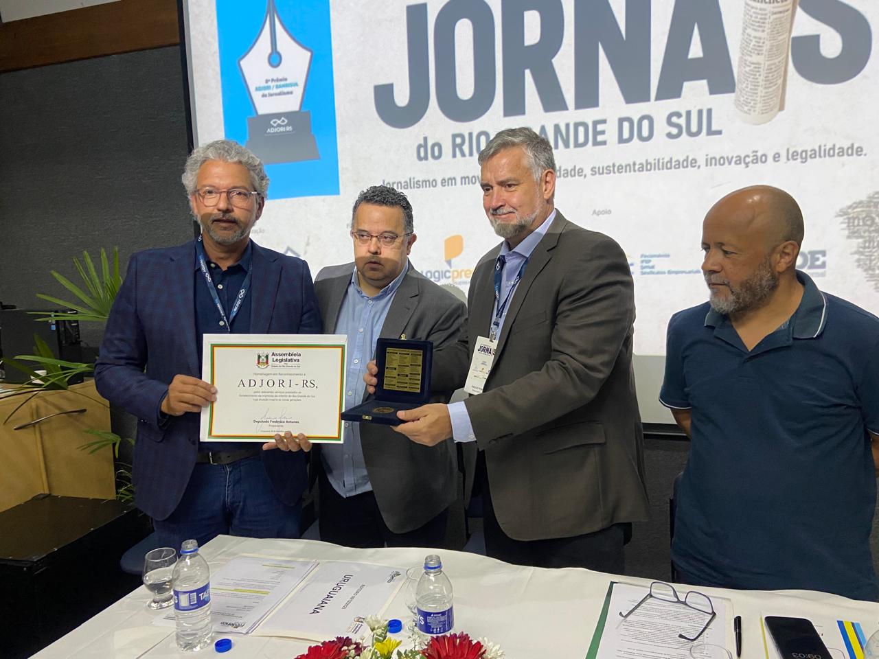 OAB Barro Preto - Adjori/RS recebe Medalha da 56ª Legislatura