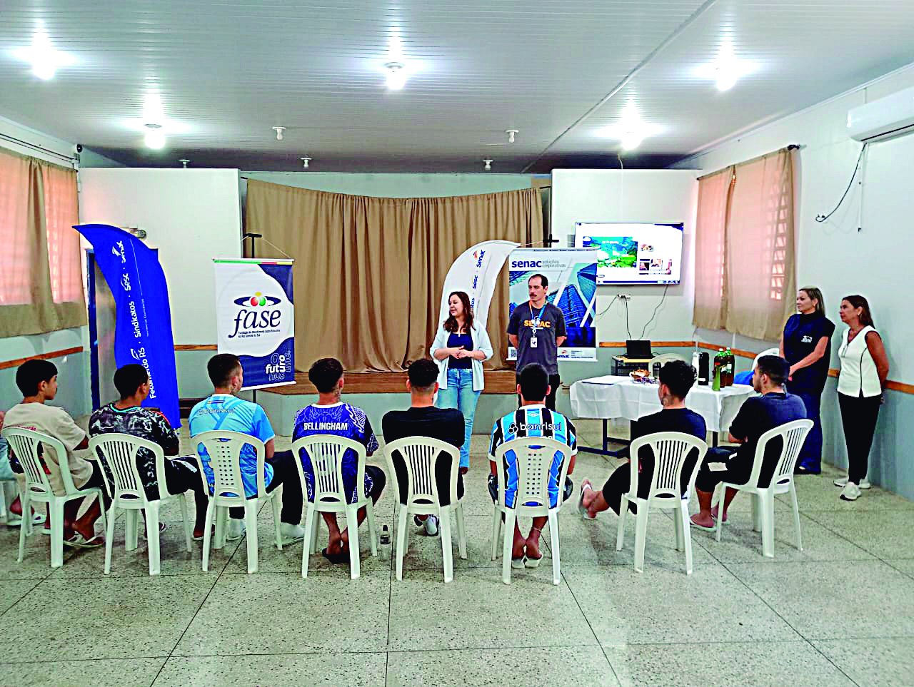 OAB Barro Preto - Jovens da Fase concluem cursos profissionalizantes