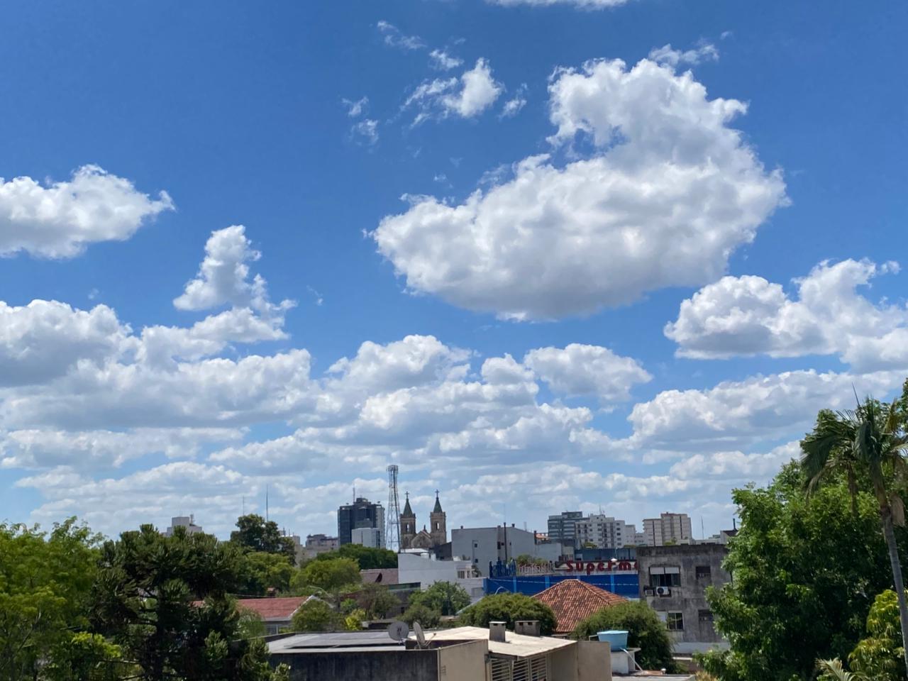 OAB Barro Preto - Tempo firme e calor predominam nos próximos dias