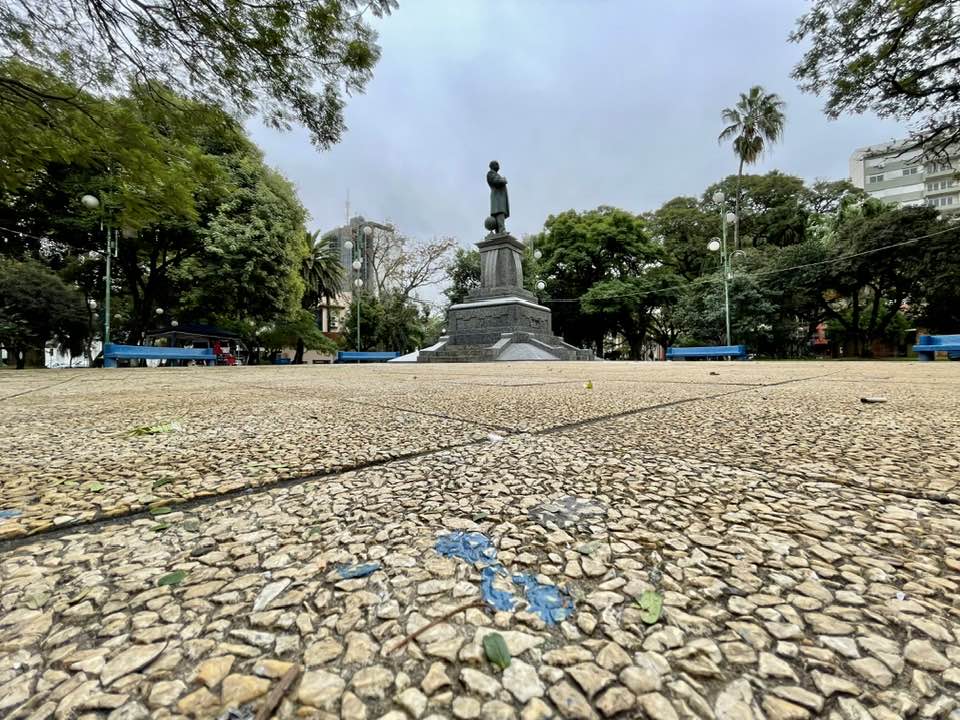 OAB Barro Preto - Temporal de verão abre a semana em Uruguaiana