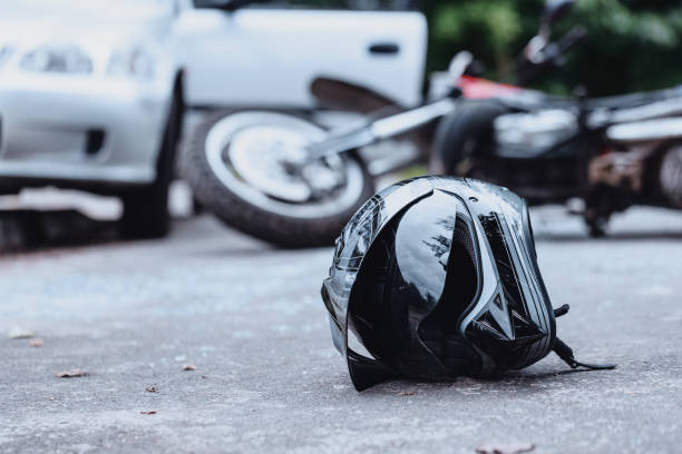 OAB Barro Preto - Jovem fica gravemente ferido após colisão entre moto e caminhonete