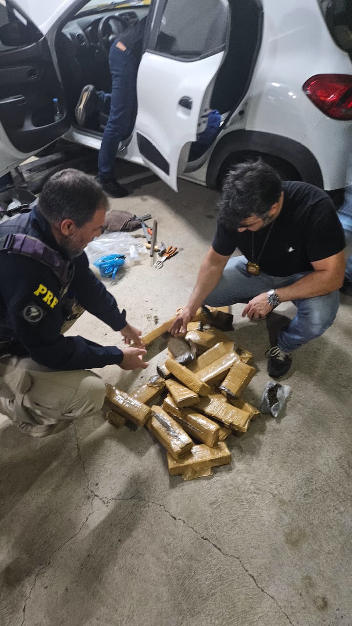 OAB Barro Preto - Polícia Civil prende casal por tráfico de drogas