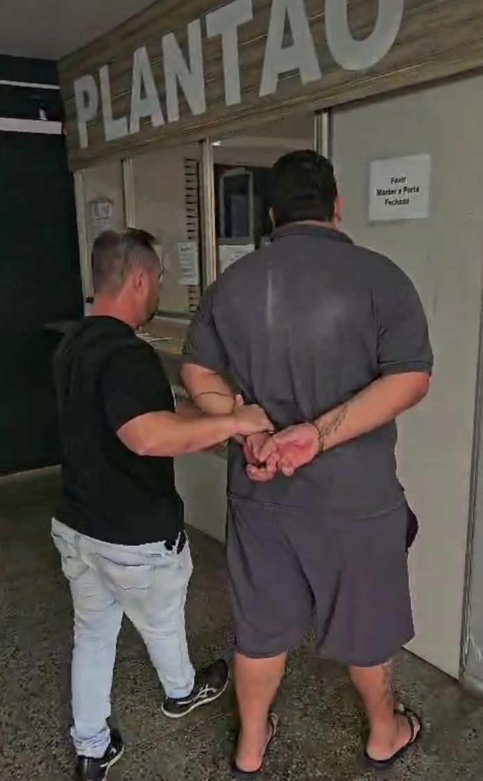 OAB Barro Preto - Acusado de tráfico e associação se entrega à polícia