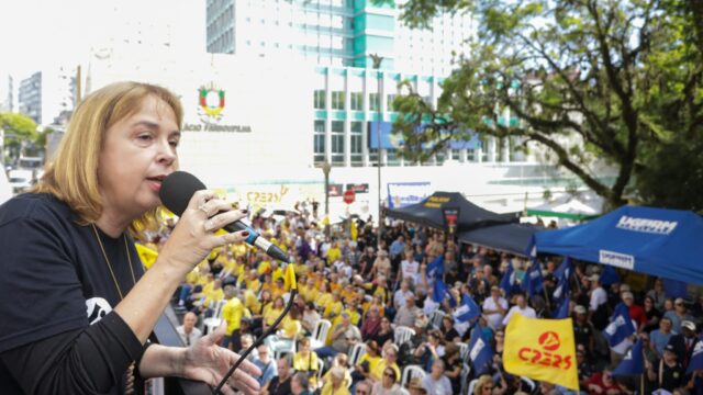 Cpers organiza ato contra projeto de PPPs na educação pública