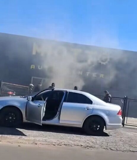 OAB Barro Preto - Chamas em automóvel provocam incêndio em empresa