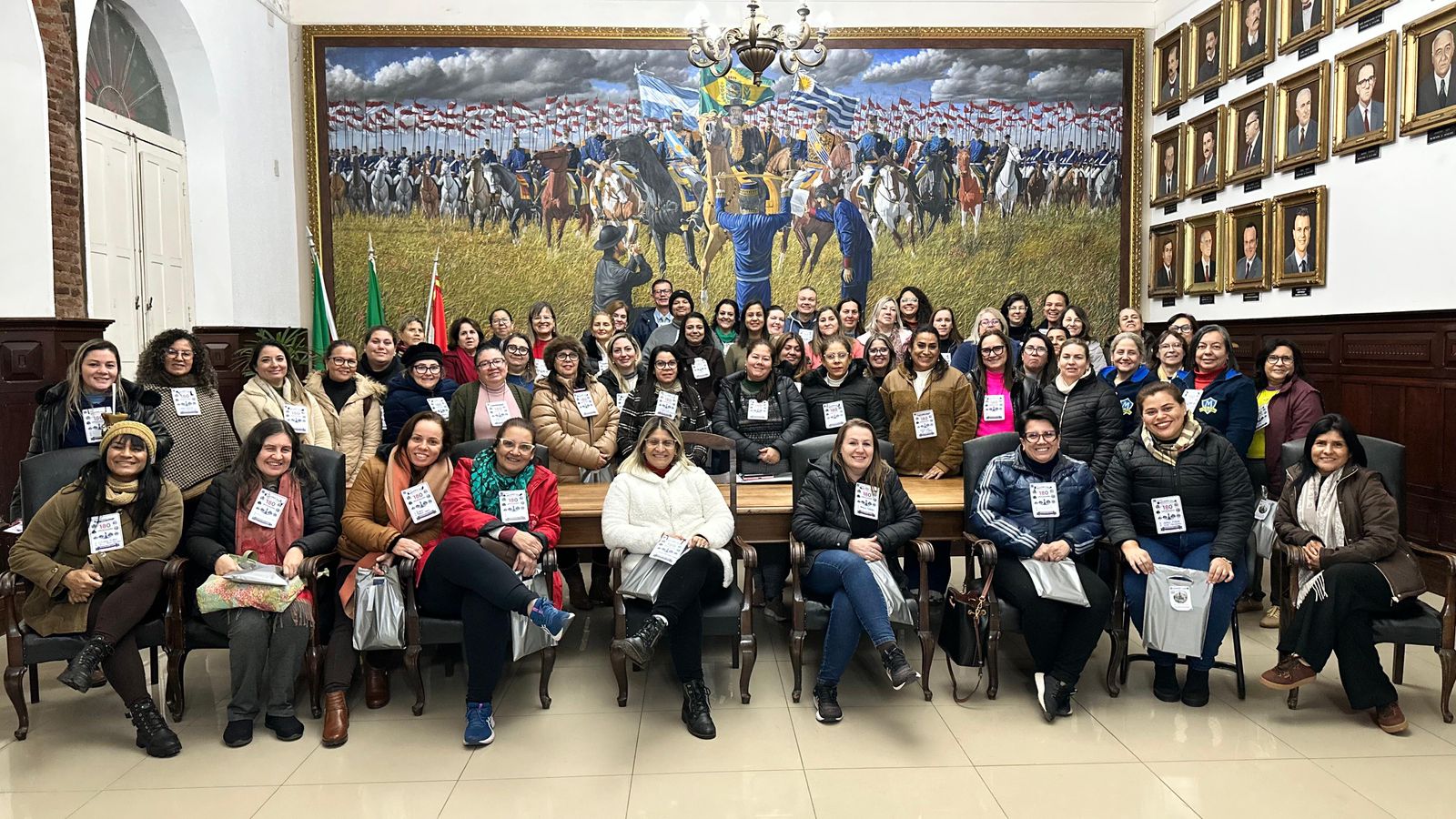 A atividade foi pensada para proporcionar aos educadores uma experiência prática sobre a história local. Créditos: divulgação.