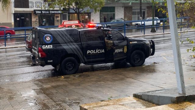 Policiais penais de Uruguaiana são presos por ligação com facção criminosa