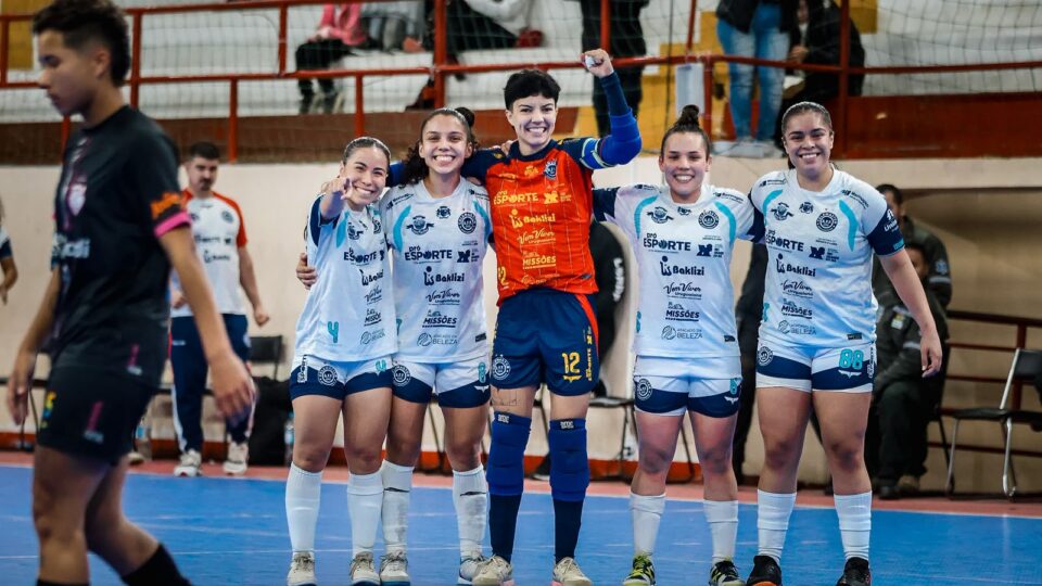 OAB Barro Preto - Celemaster vence em casa e abre vantagem na semifinal da Série Ouro