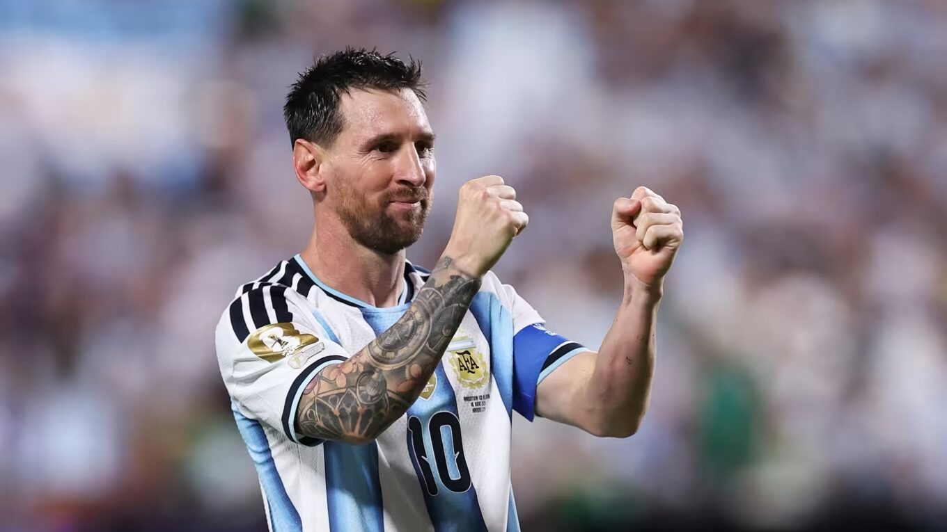 Copa do Mundo define últimos semifinalistas neste sábado