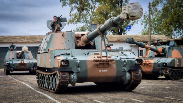 Novos M109 A5 ampliam capacidade operacional do 22º GAC AP