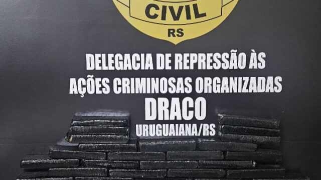Quatro presos e meio milhão de reais em drogas apreendidas