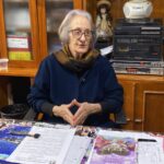 Aos 83 anos, a irmã Micaela integra a equipe há mais de cinco décadas. Para ela, acompanhar os 70 anos da instituição é motivo de emoção e orgulho. Crédito: Helena Biasi/JC.