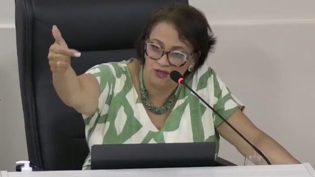 Indicação pede medidas para conciliar trabalho e cuidados a dependentes com TEA