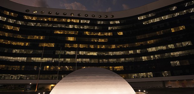 TSE valida registros de candidatura de Lula, Bolsonaro e Zema